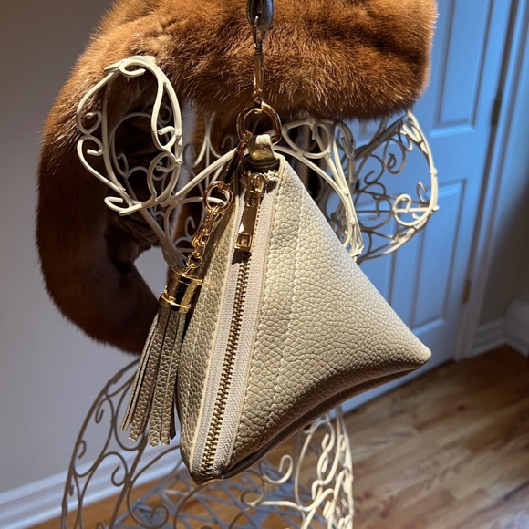 Silver Triangle Bag with Loop Handle - Picture 2 of 3